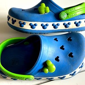 CROCS Mickey Mouse style youth size 1 in great condition